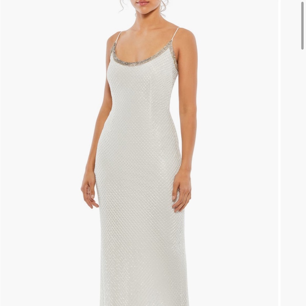 Mac Duggal Lattic White sheath dress